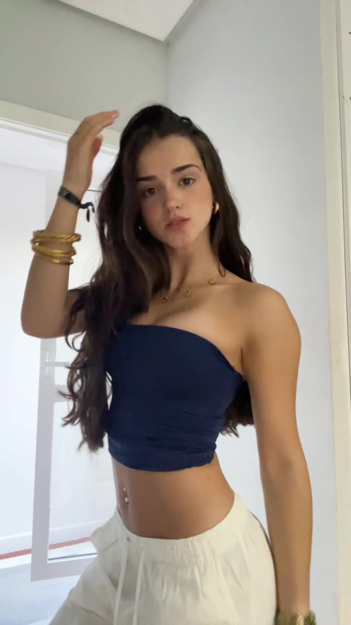 @𝐈𝐫𝐢𝐚 𝐟𝐞𝐫𝐧𝐚𝐧𝐝𝐞𝐳