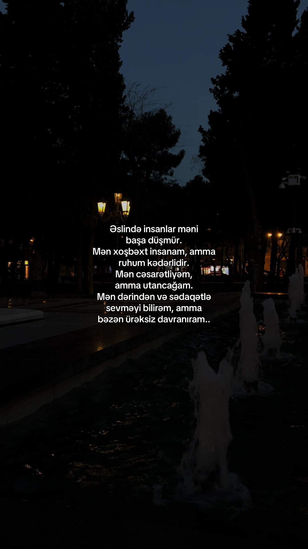 @𝒩