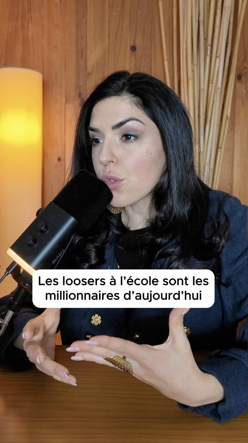 @Ana Ruiz / Girl Boss