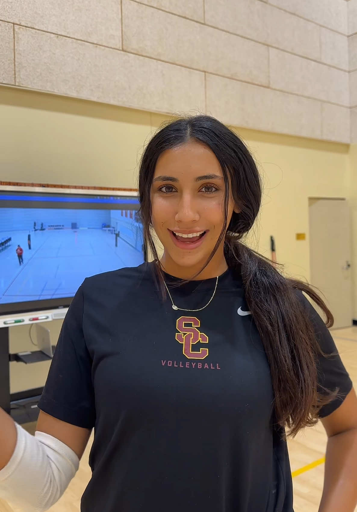 @uscwomensvolley
