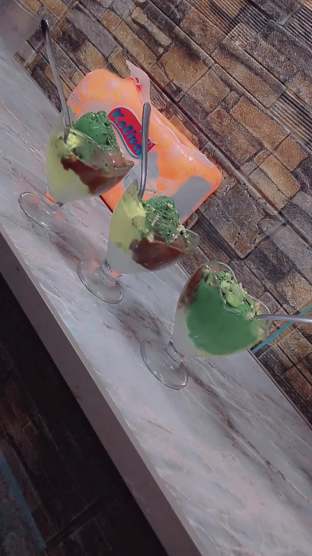 @ghfhhg