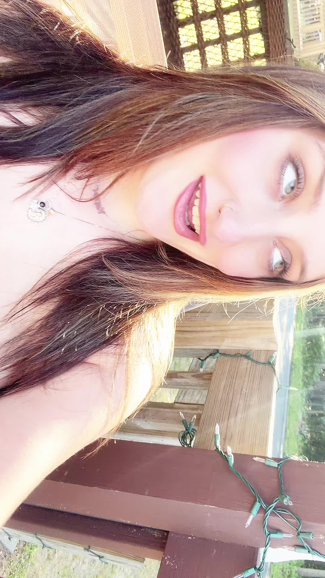 @karlieinbloom