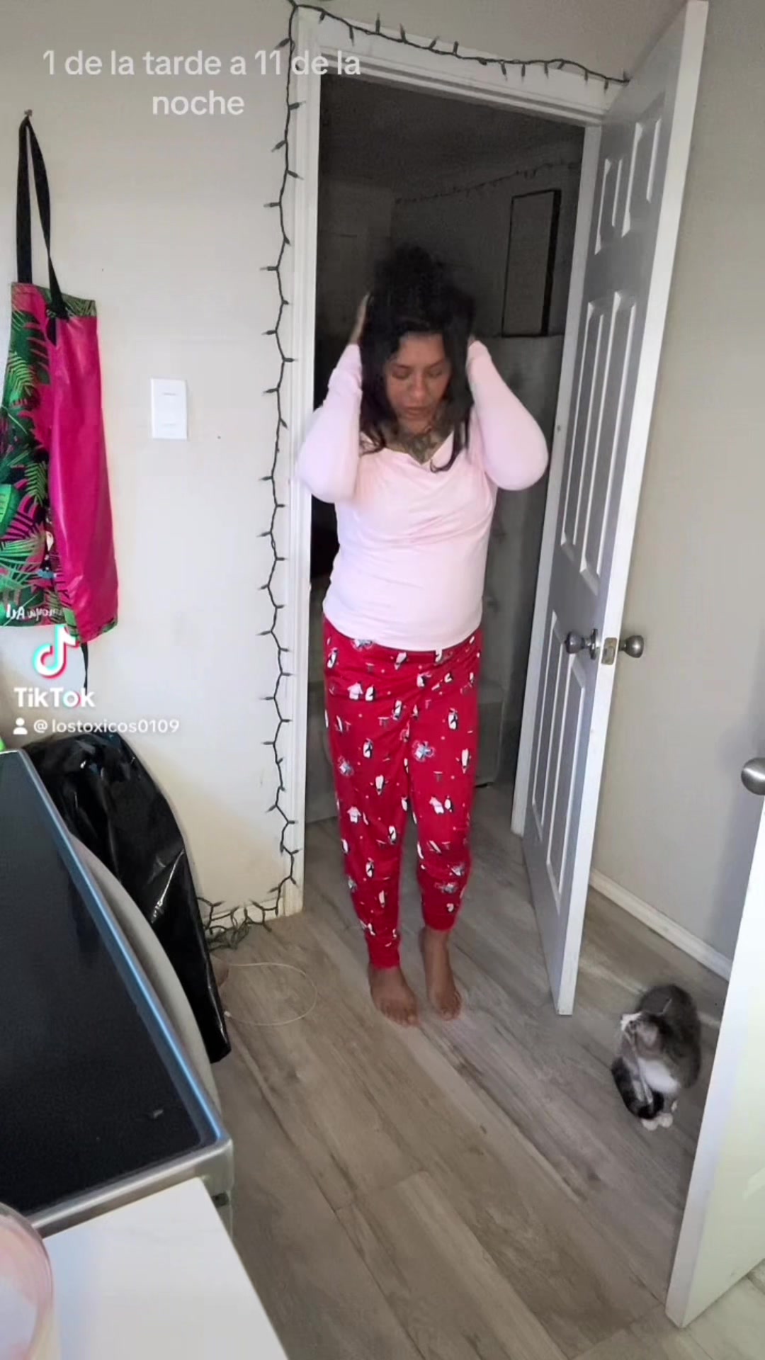 @lalalopez