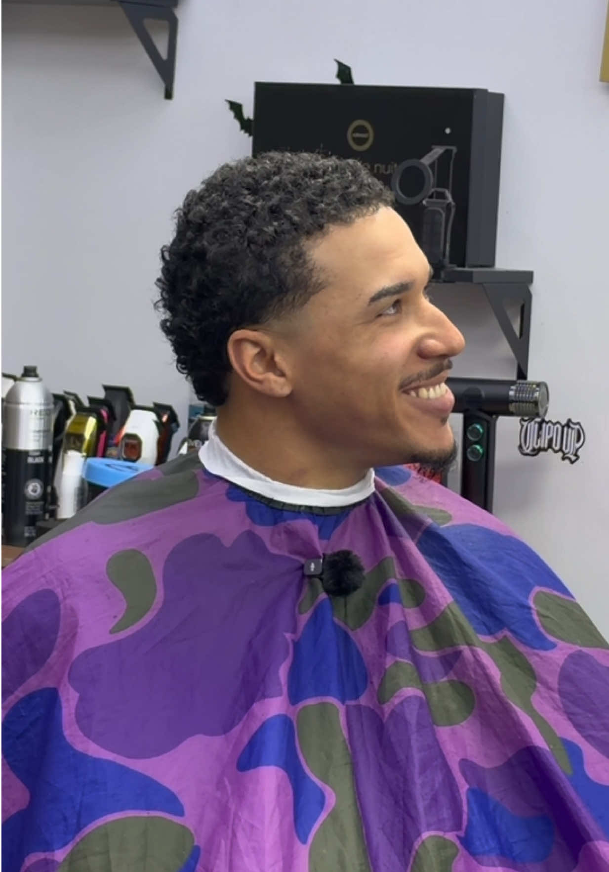 @Jisai Barber