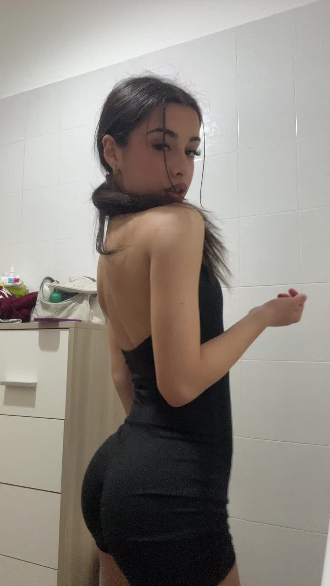 @alessandra.sir