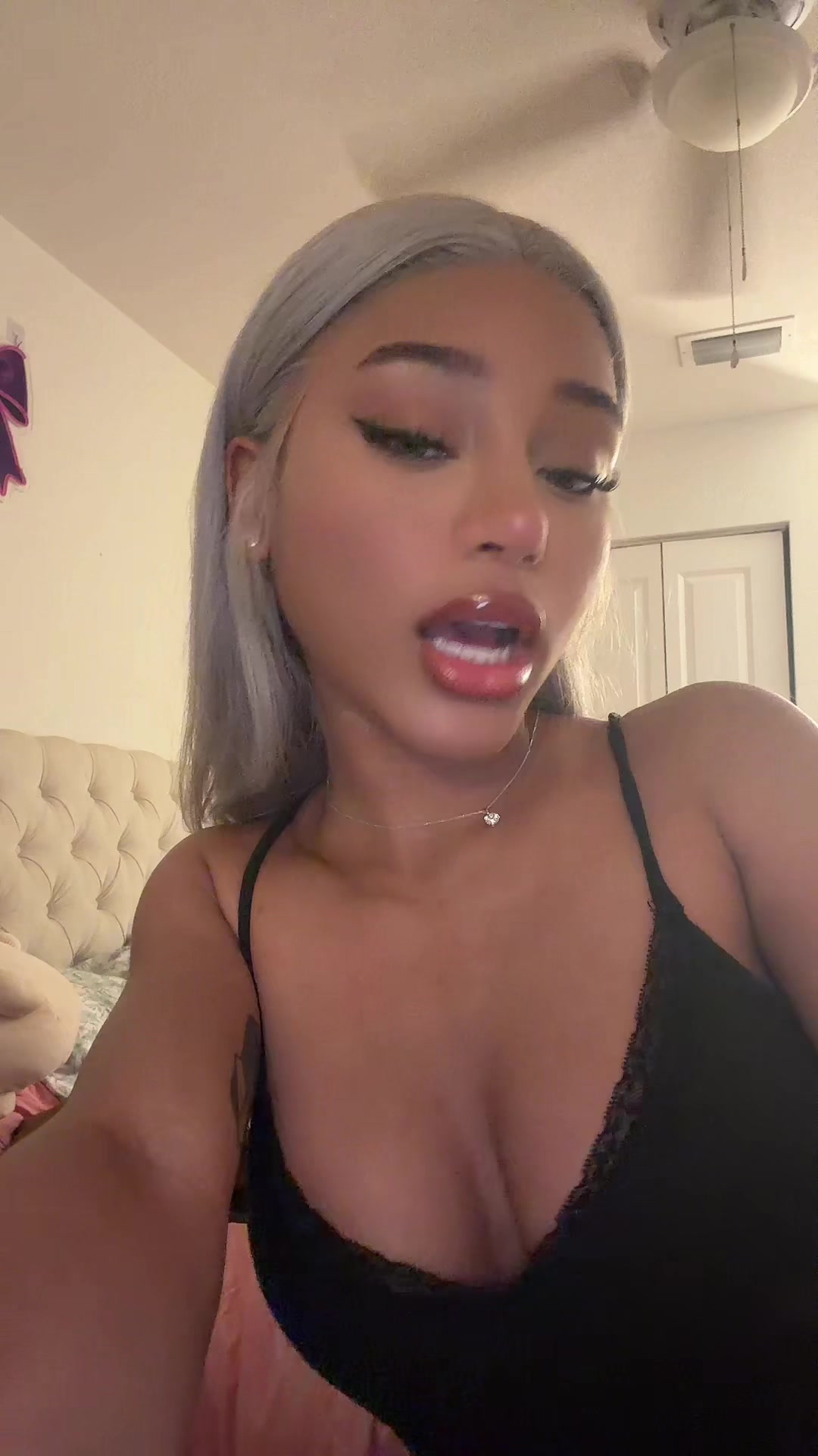 @ciarahrenaee