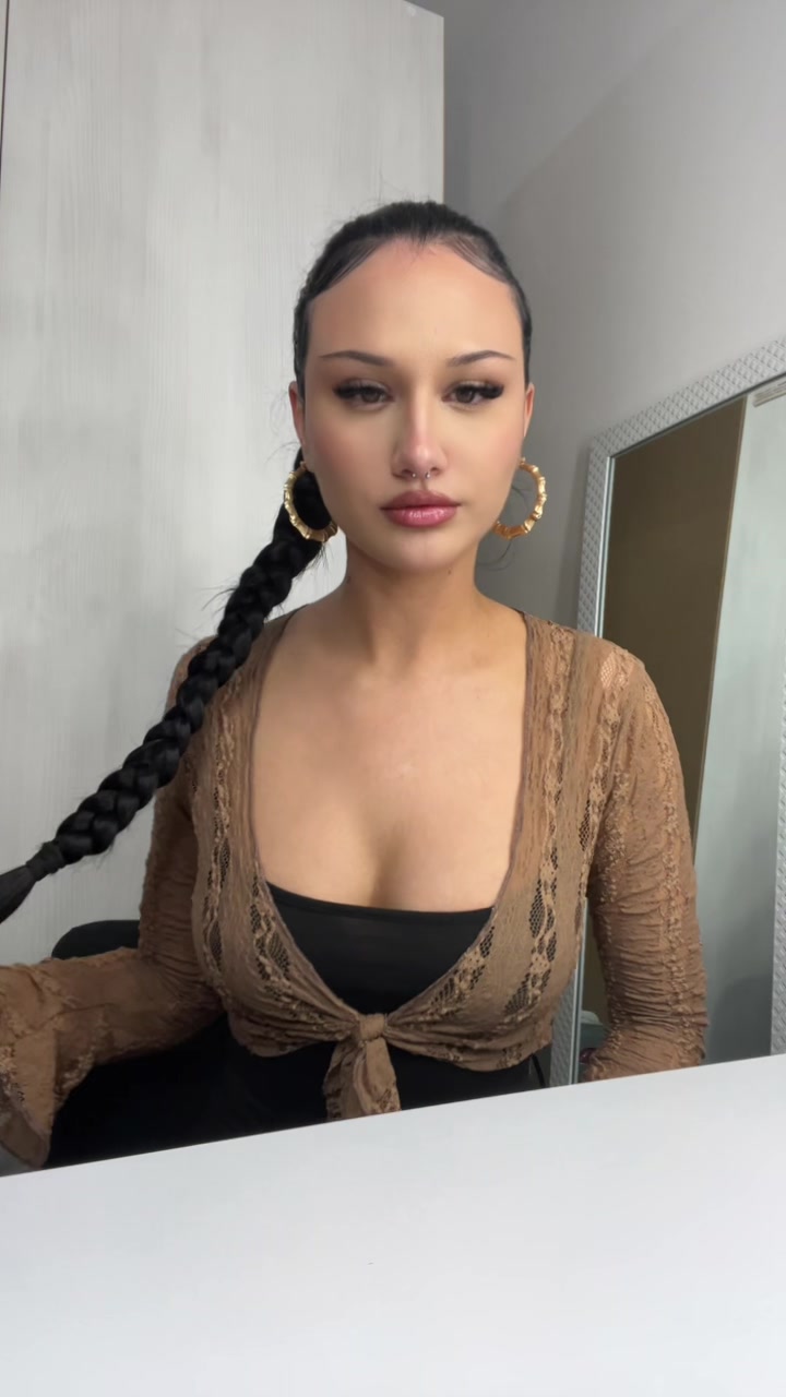 @Eleonora