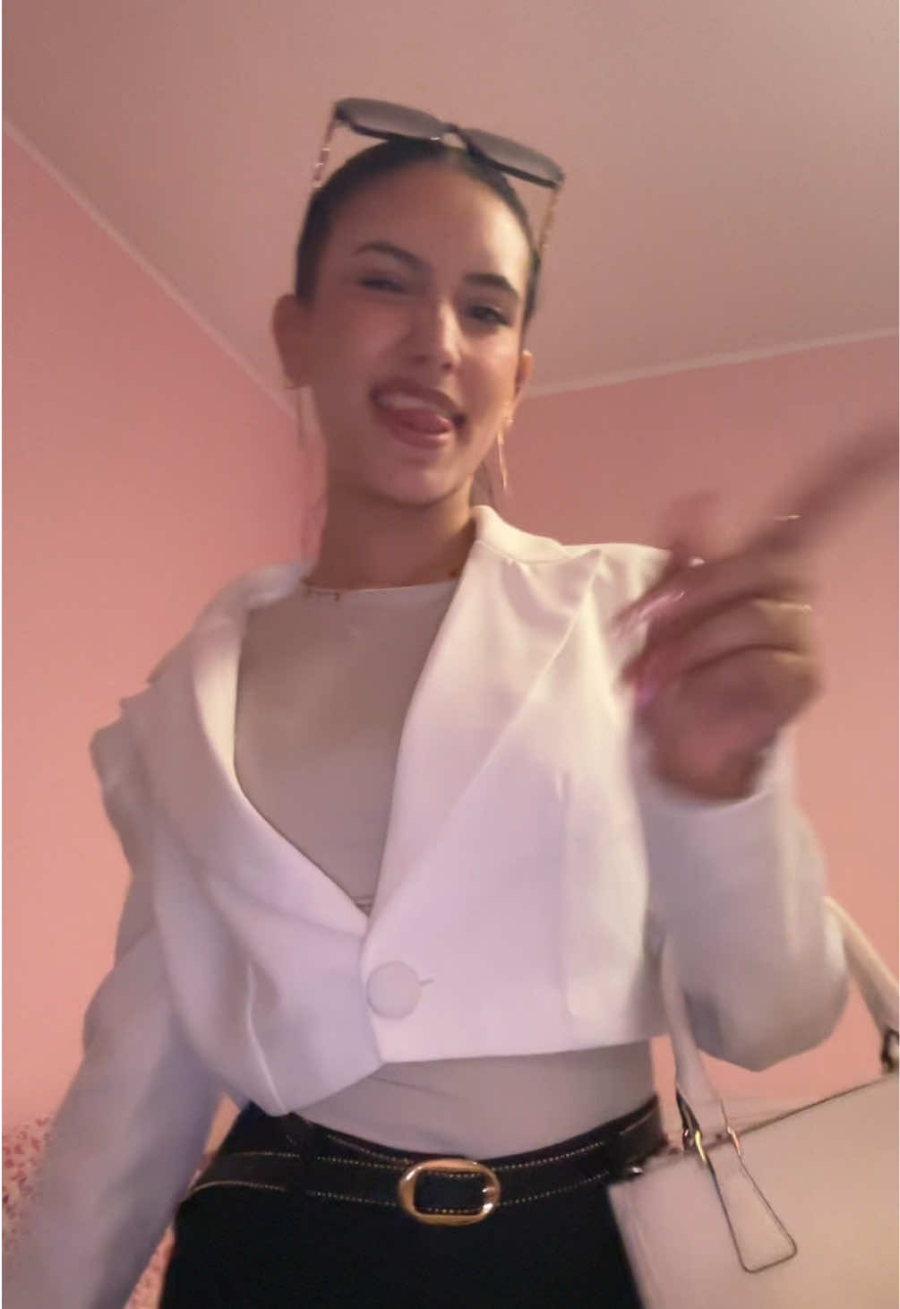 @𝒯𝒽𝑒𝑅𝑒𝒶𝓁𝒟𝒾𝓋𝒶💋