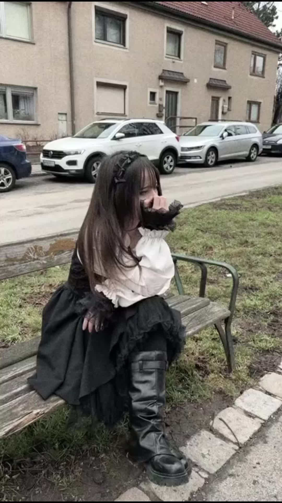 @?