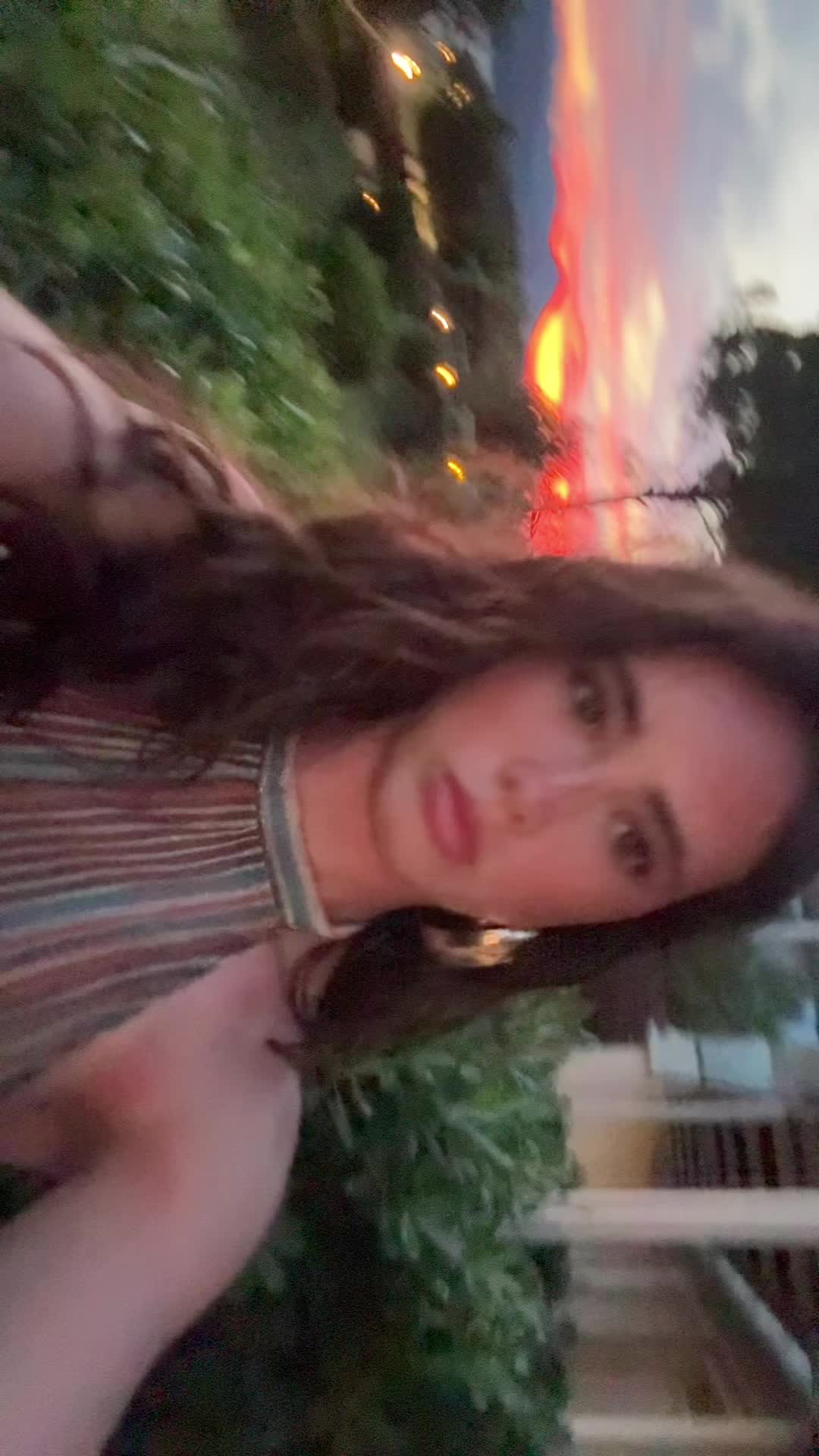 @lolafayee