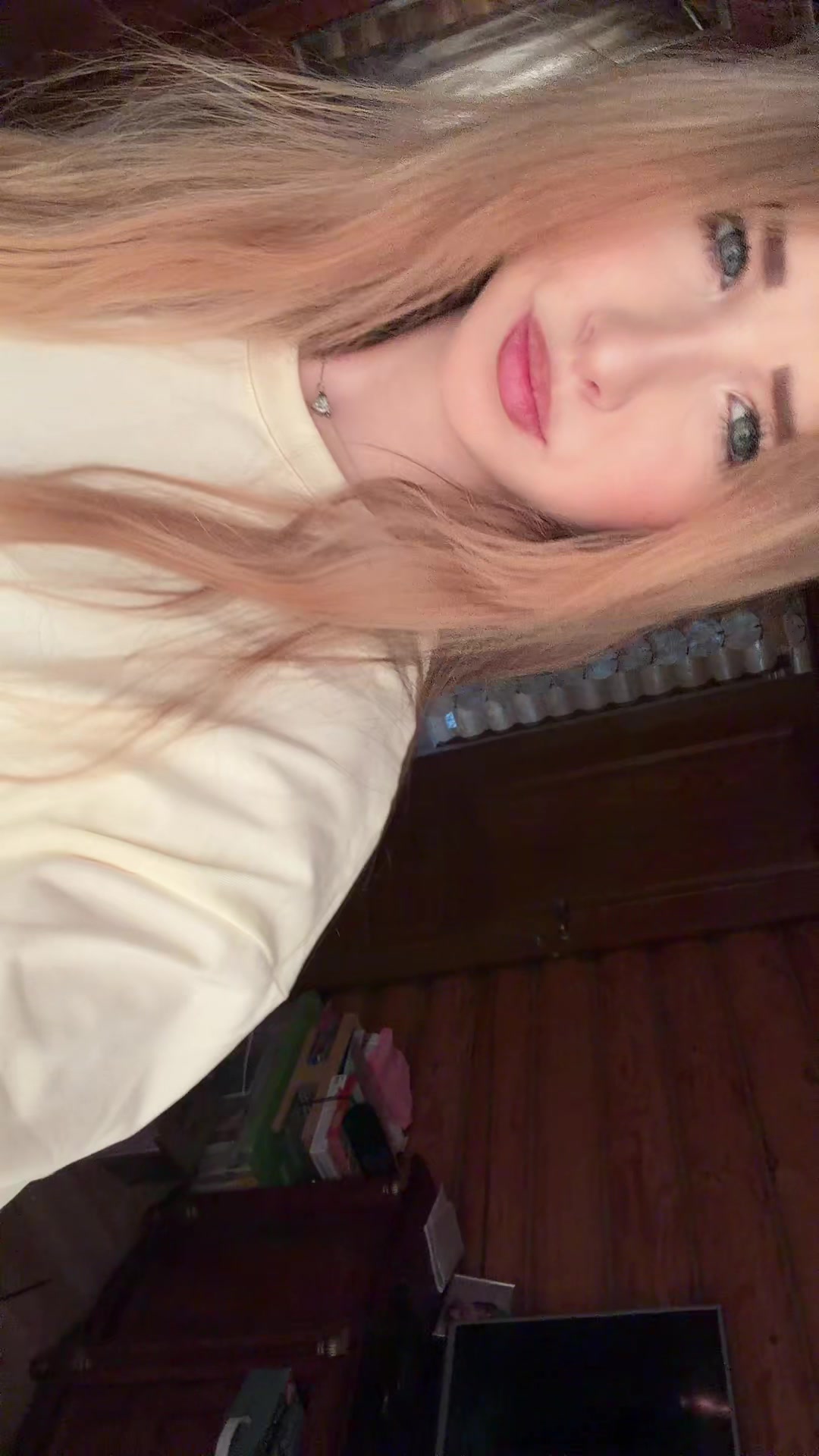 @🪽