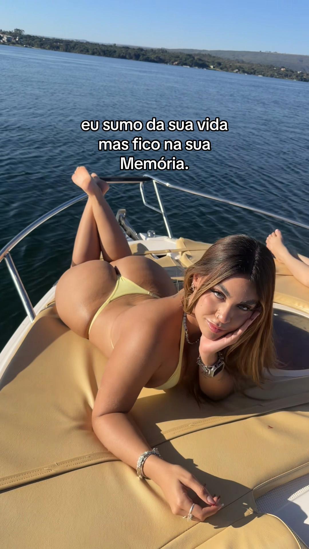 @Paola_praxedees