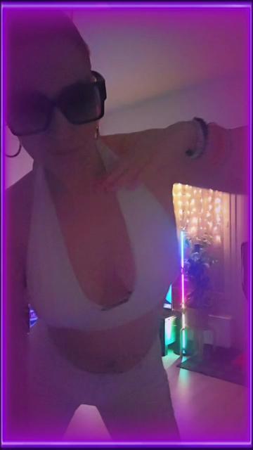@Miiuska