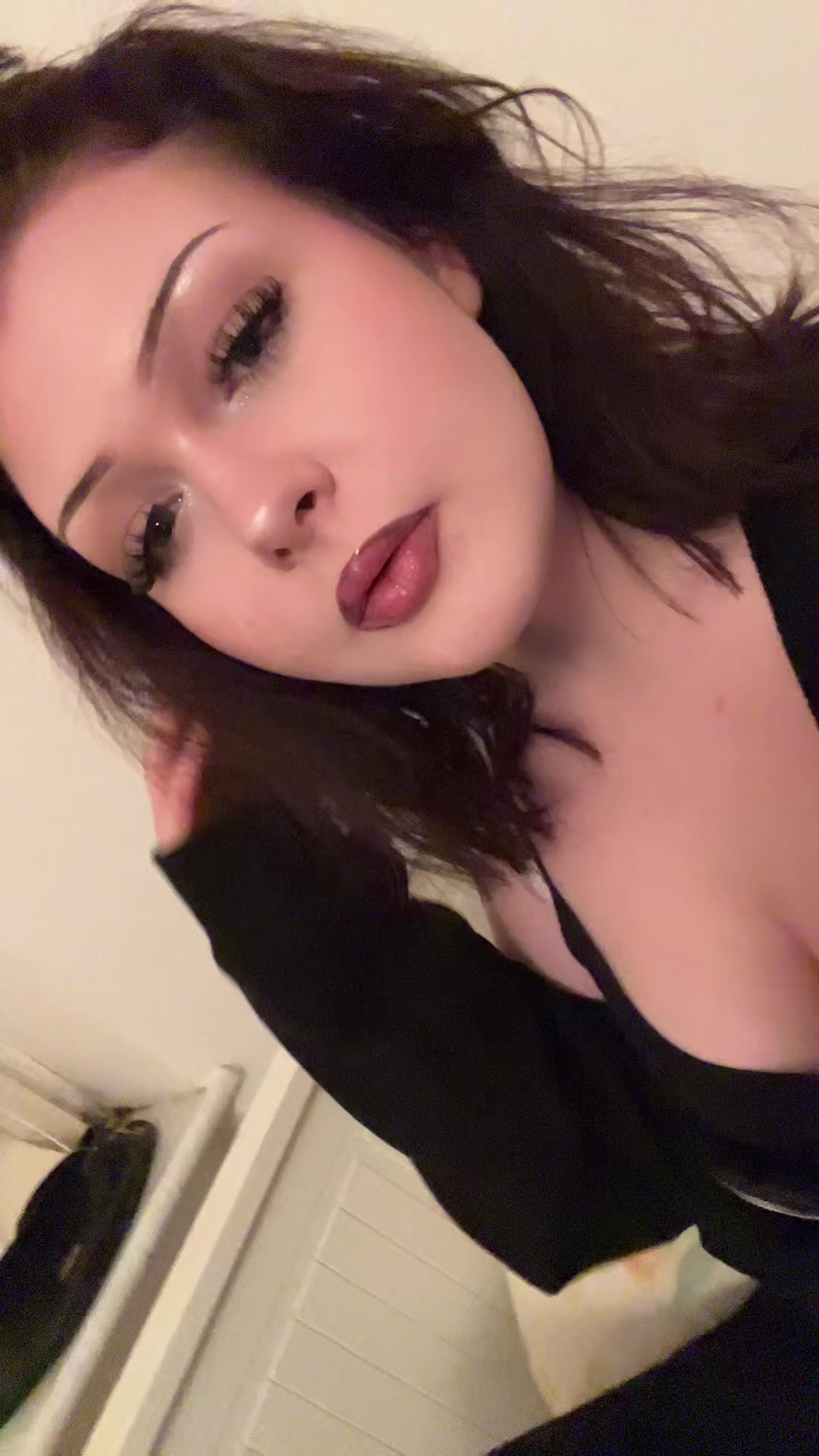 @haniabania