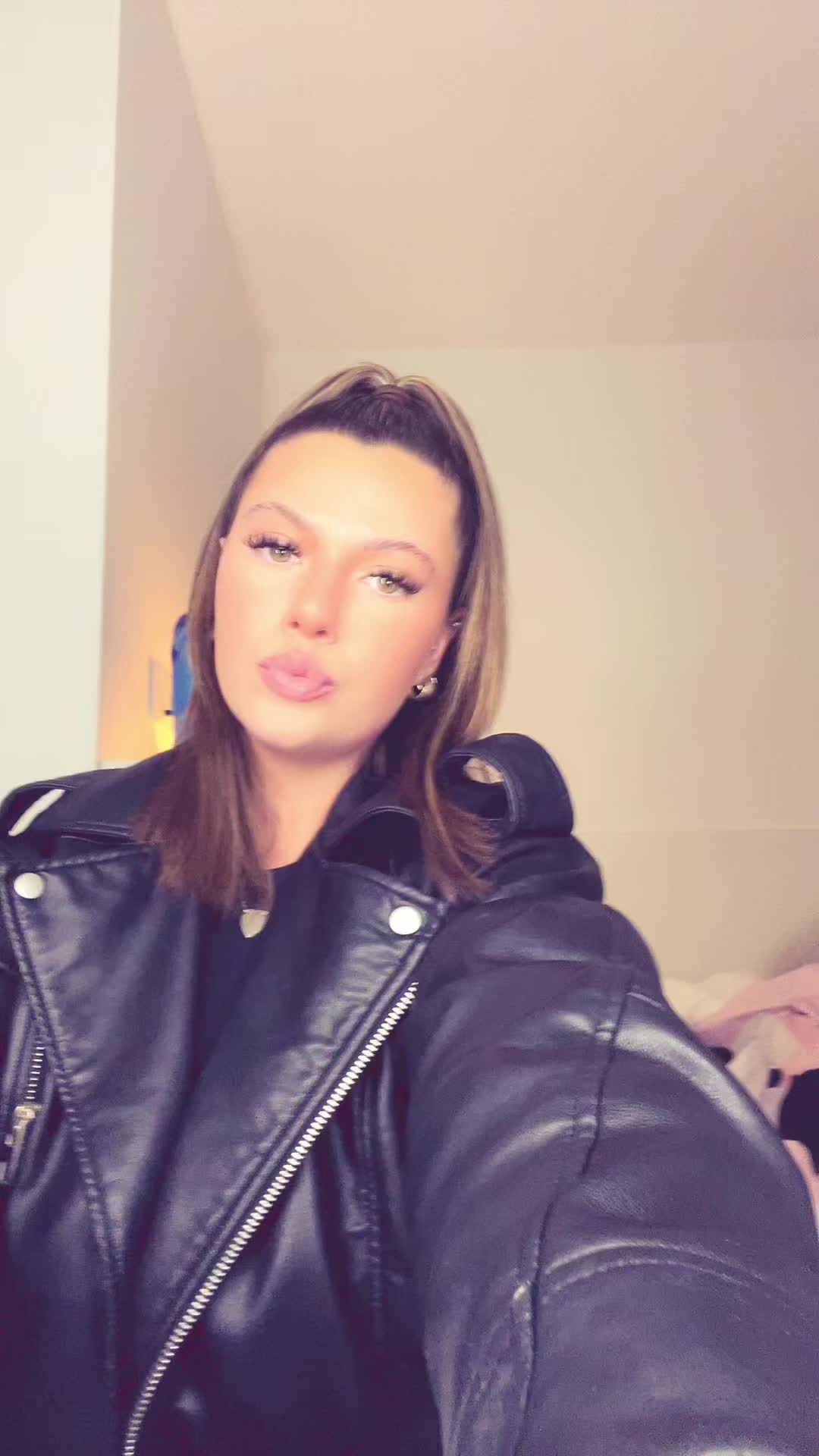 @megz