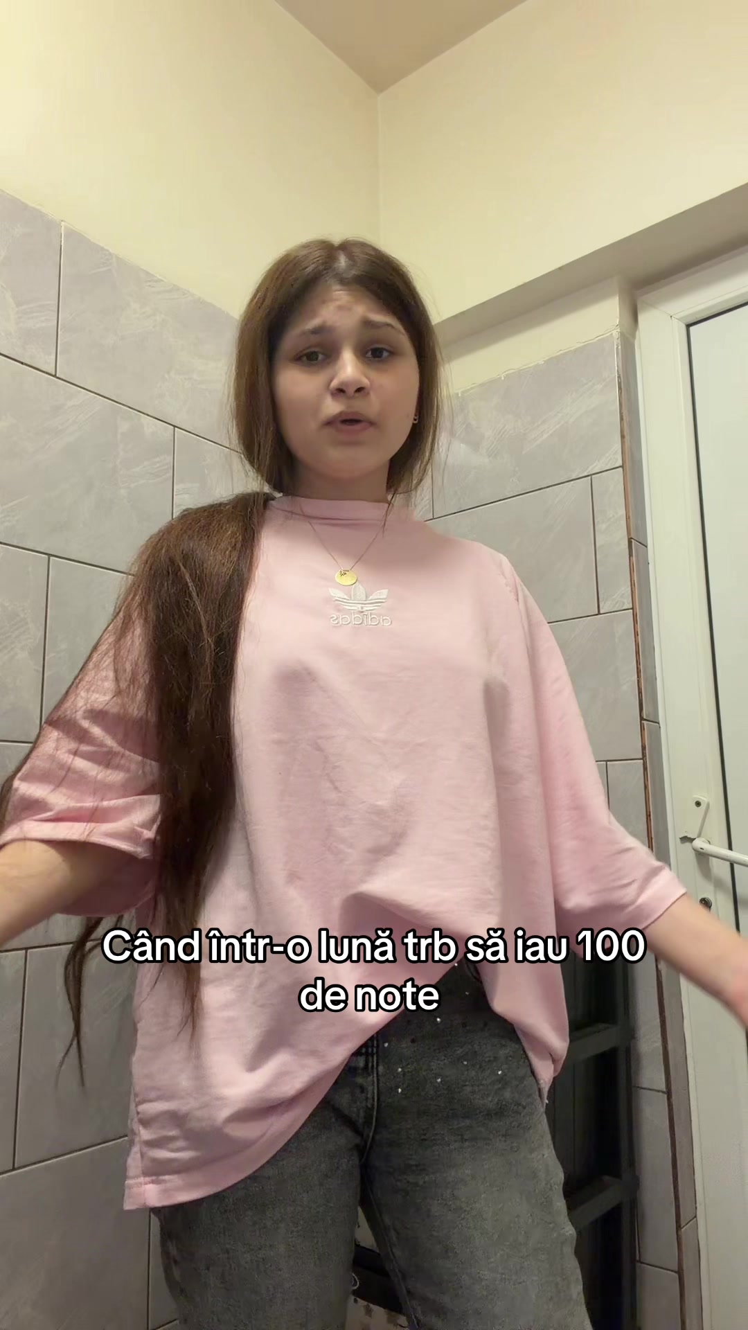 @Ramona_constantin