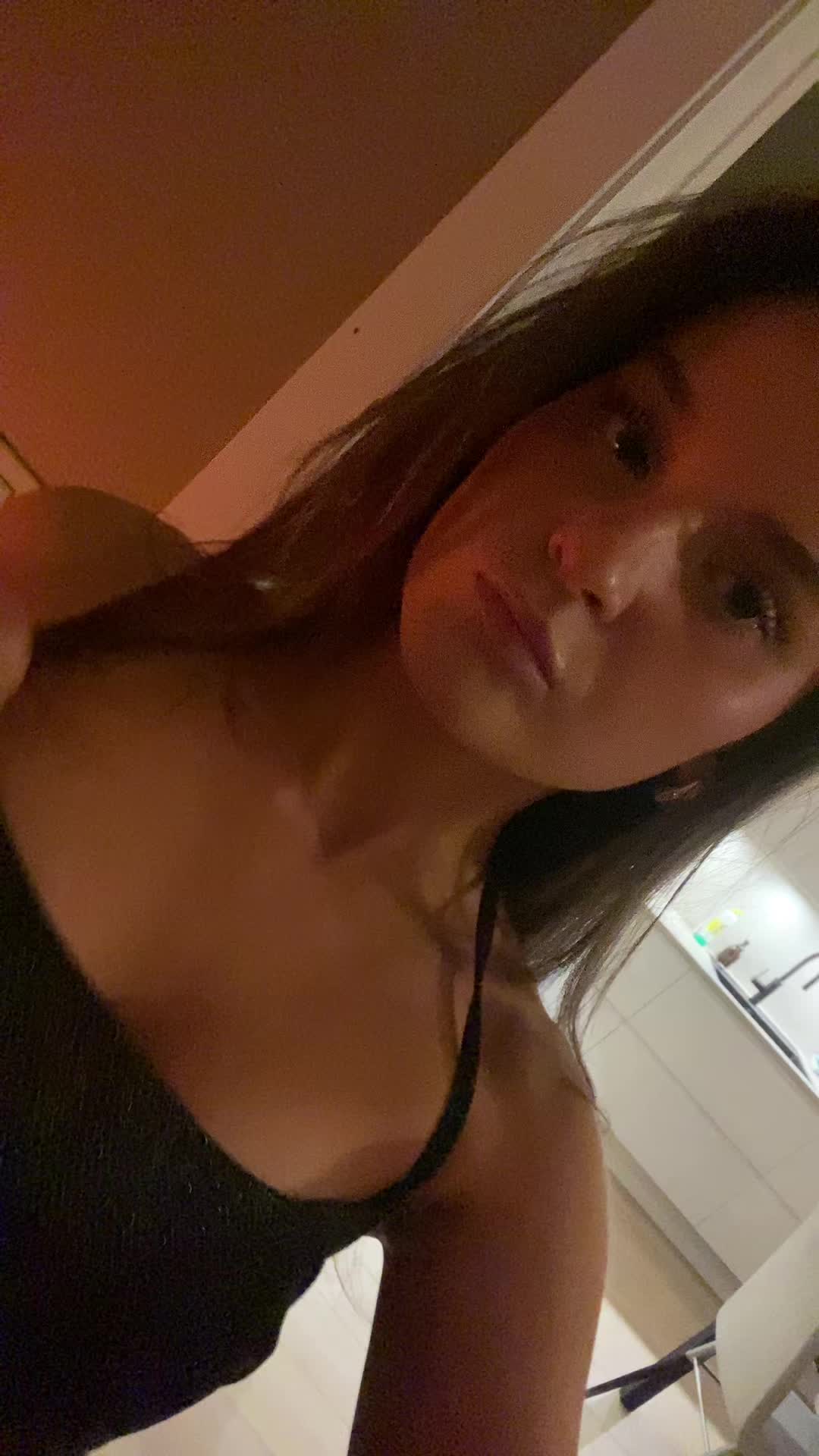 @👸🏽