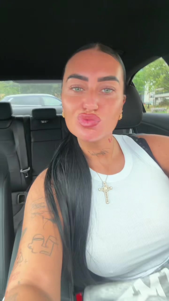 @Kelseybaileyx