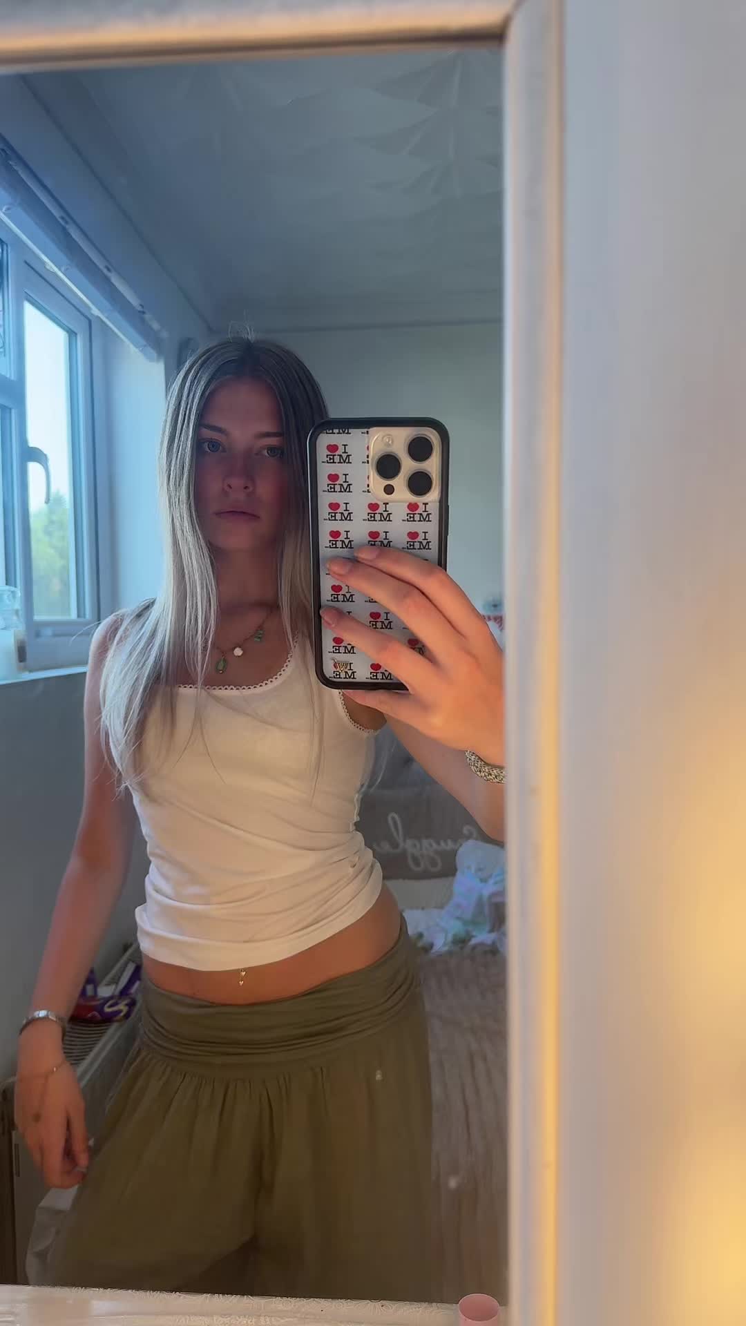 @✮Ellie✮