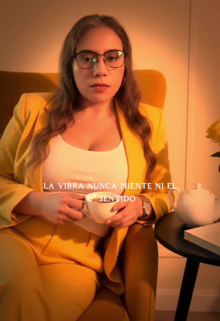 @CHELY🌻🐝🧩💙👻🐣🍌🪽