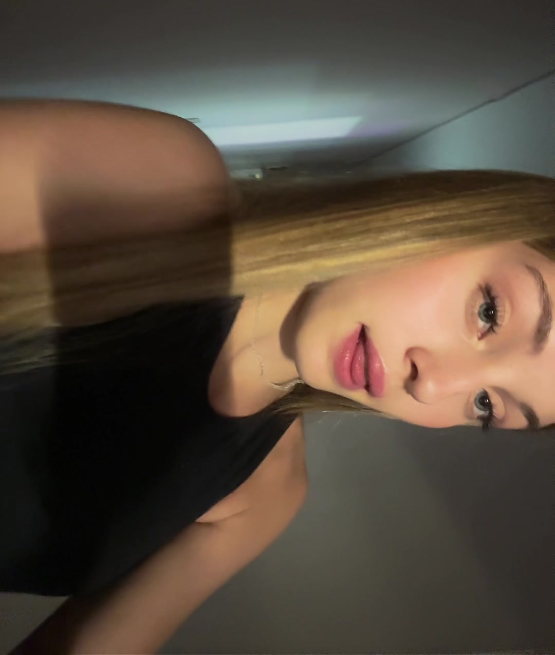 @arinа