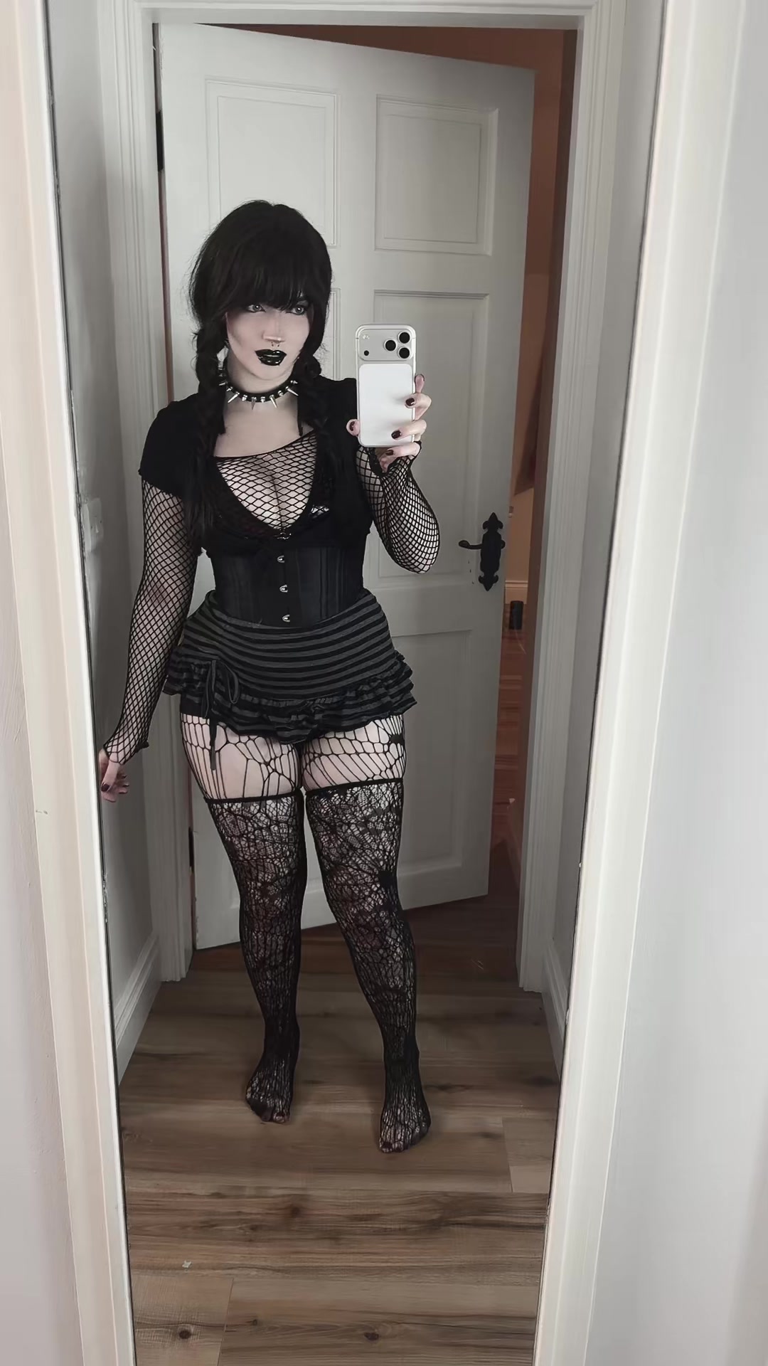 @Cutiegothxo
