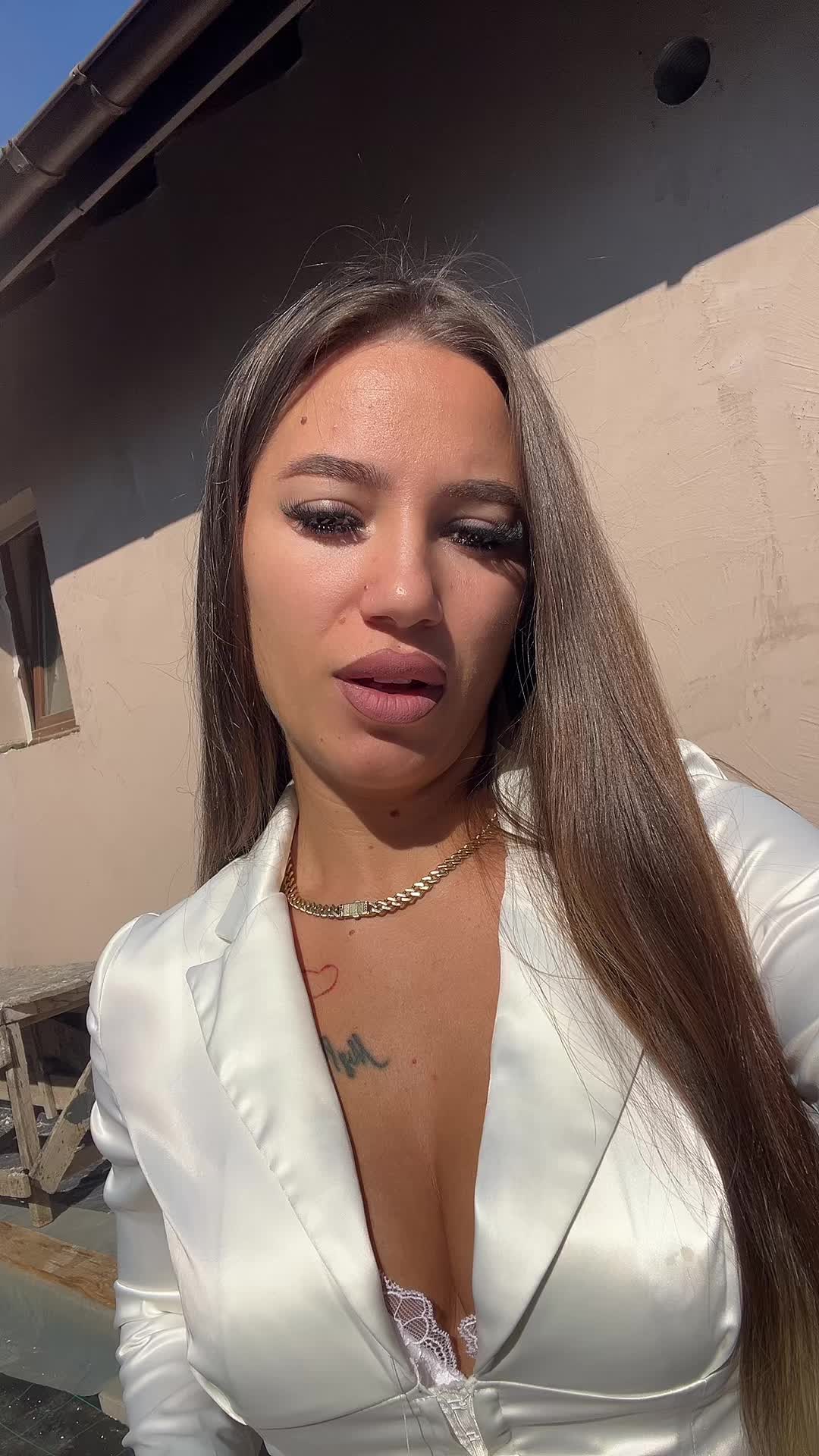 @Super_lenna