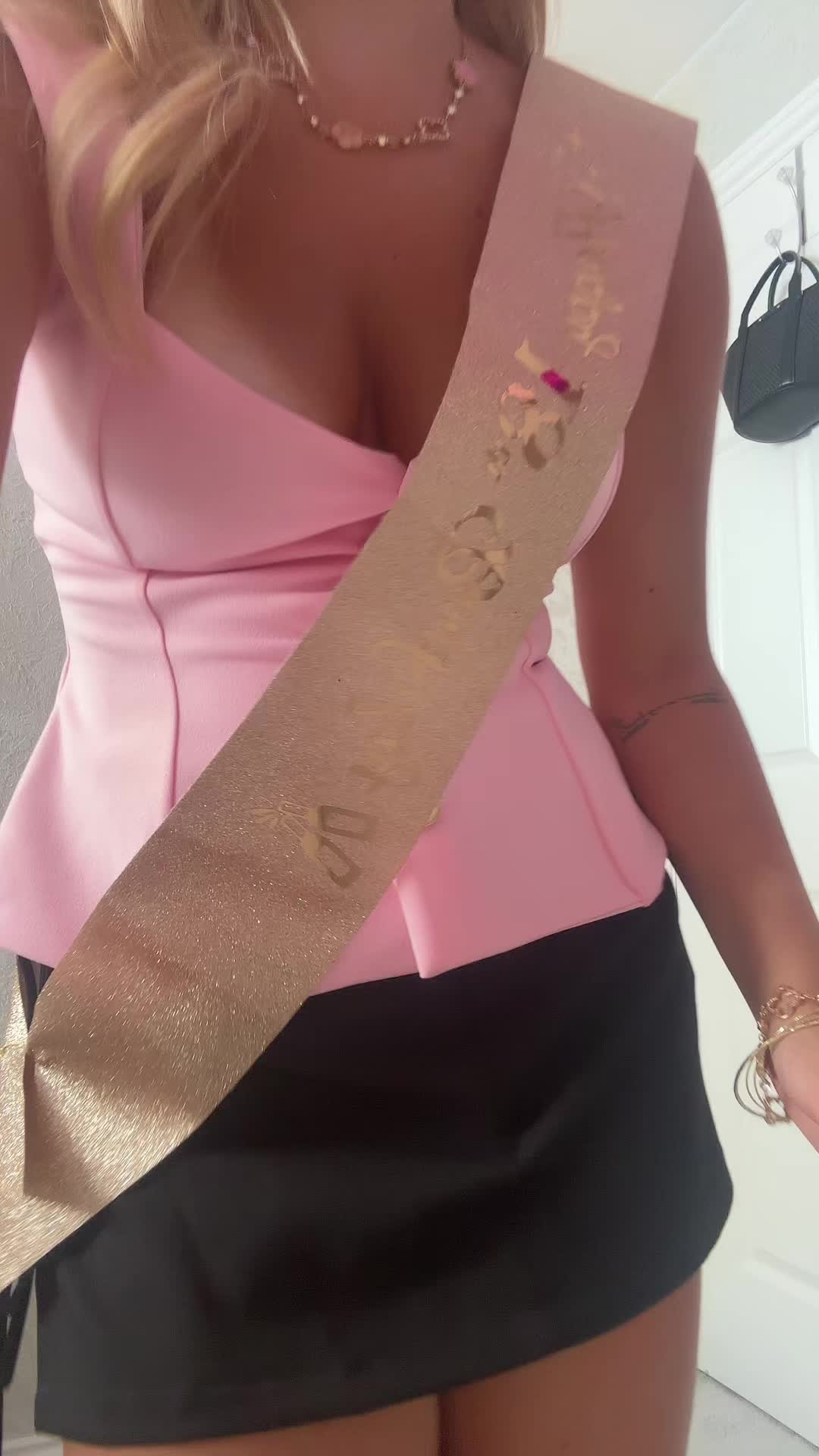 @ameliaszkoludaxx_