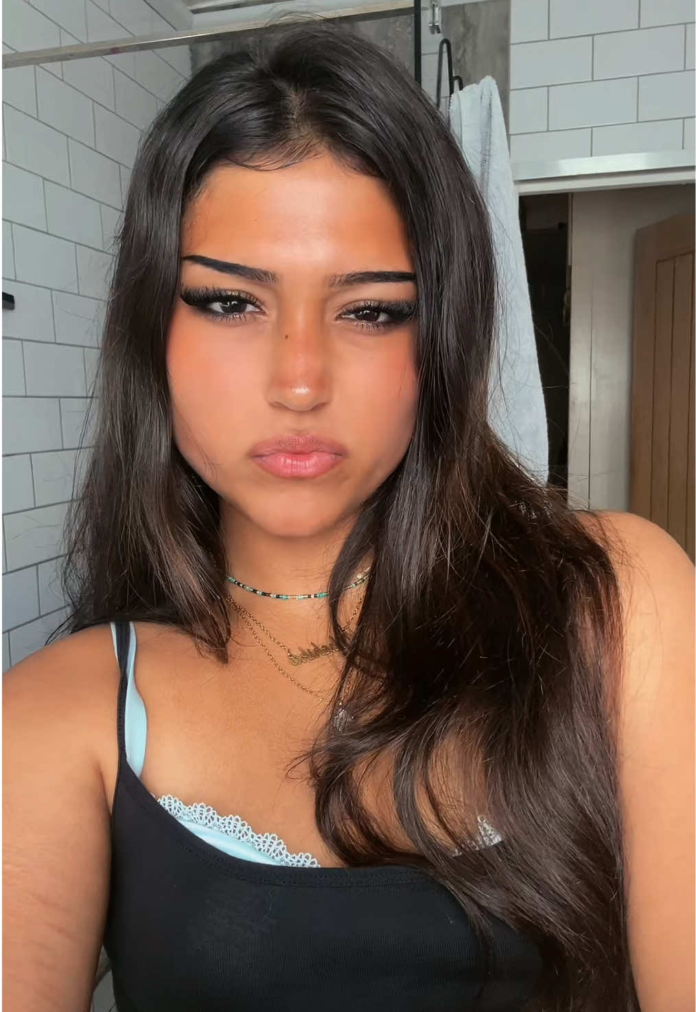 @ɯɐds s’ᴉɥsɐʎ