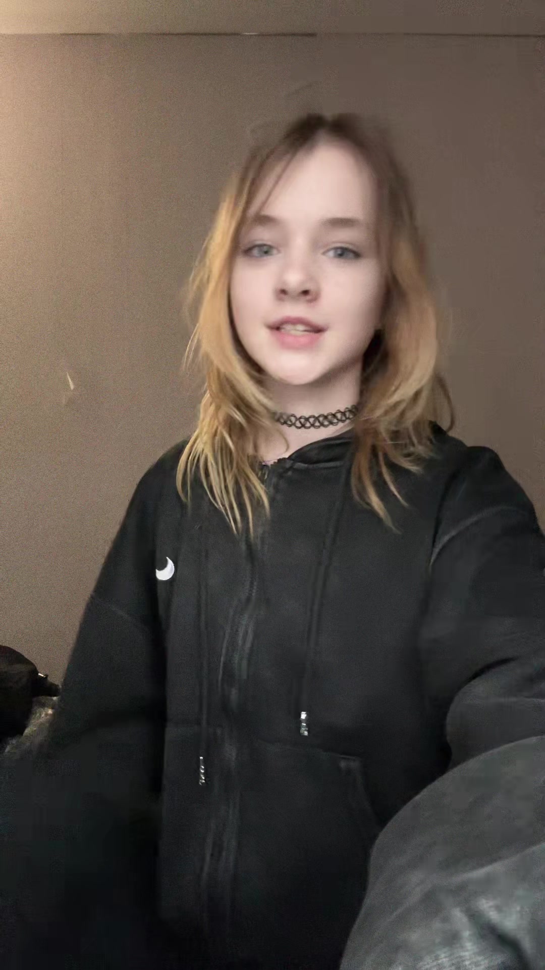 @ниша