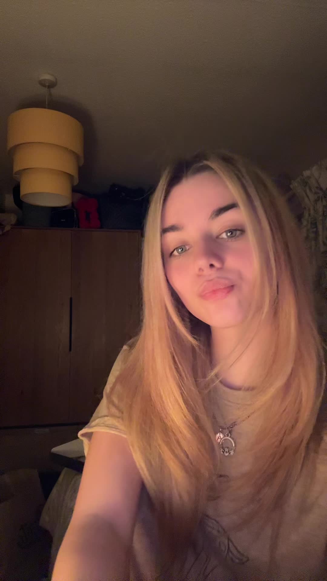 @aIannak9