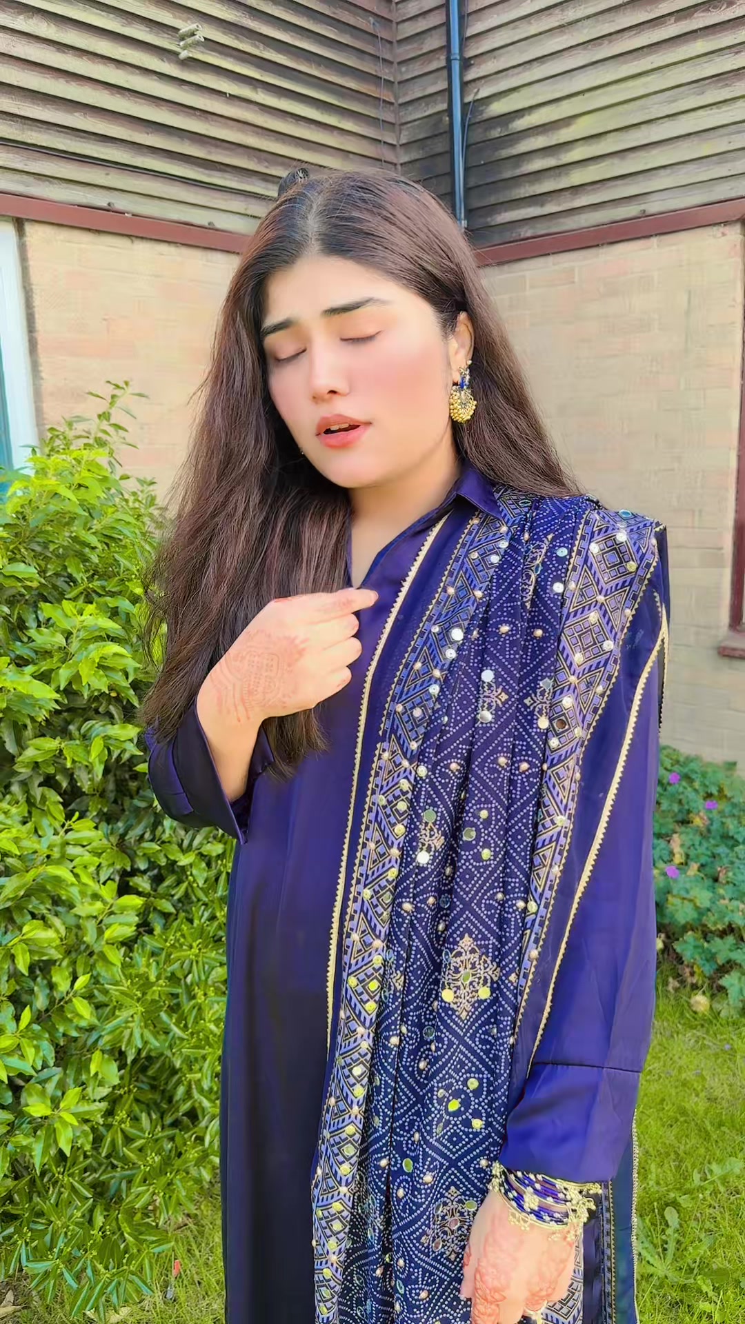 @LARAIB