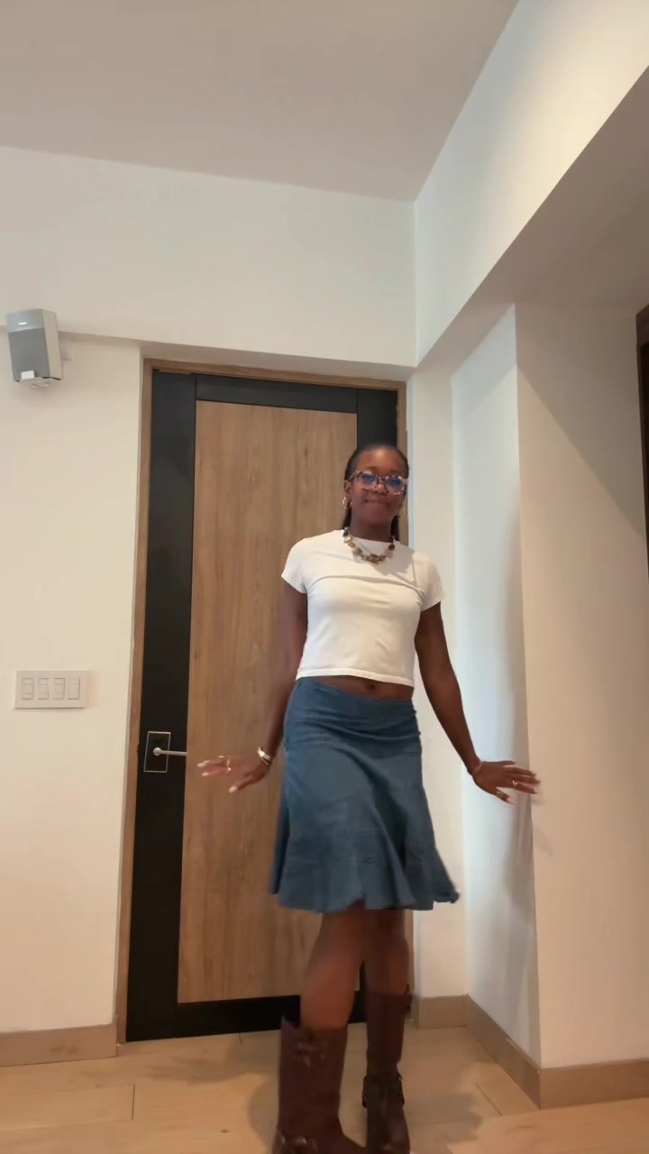 @grandmaskirt04