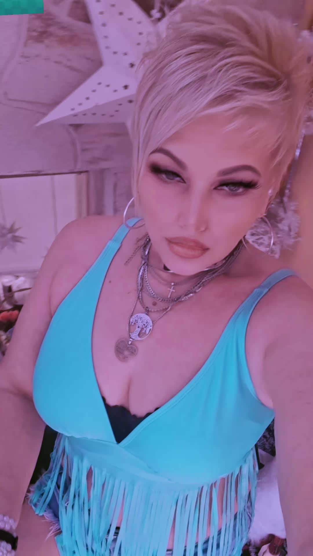 @𝒜𝓃𝒹𝒾𝓀𝒶