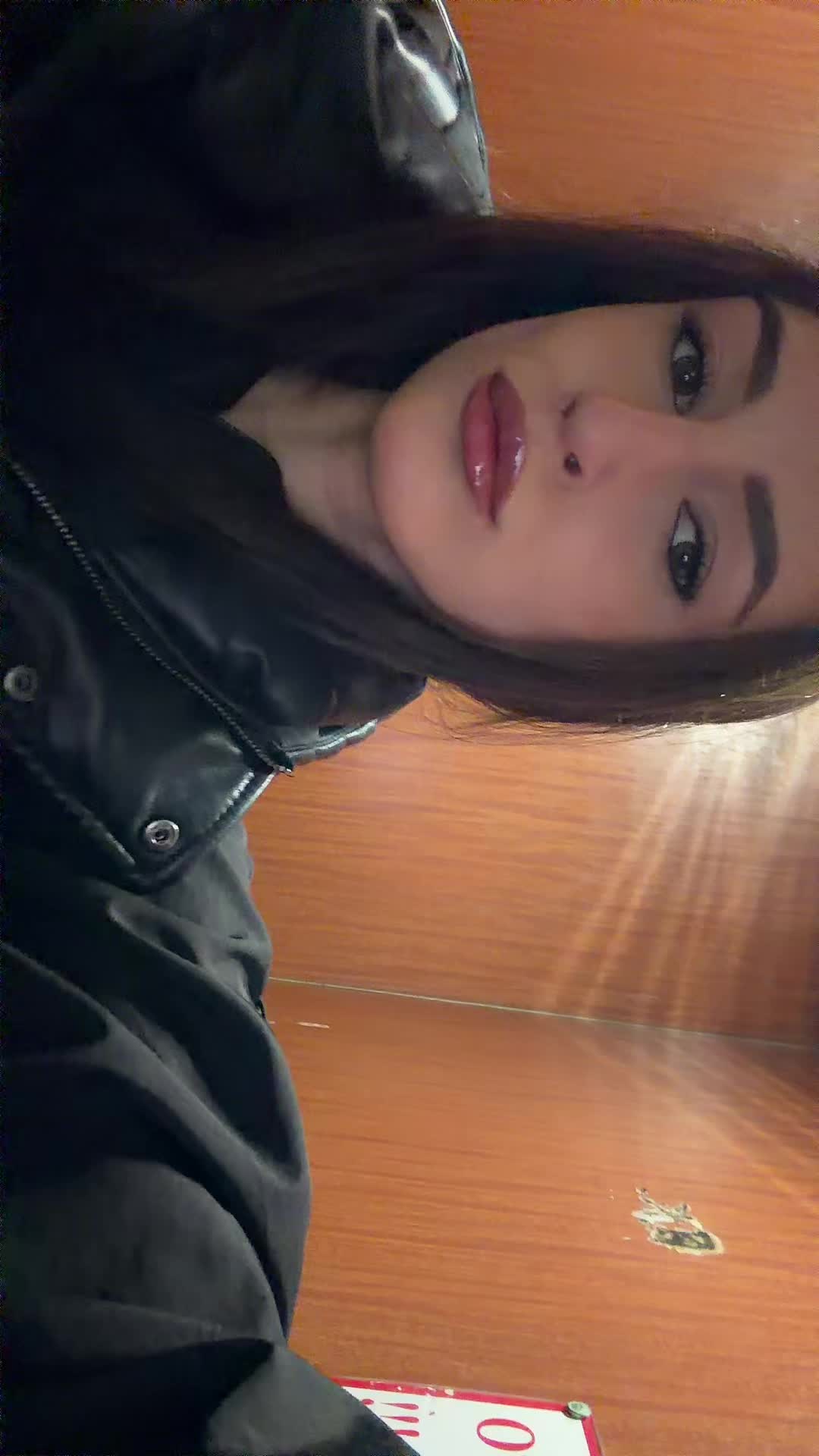 @Nikol