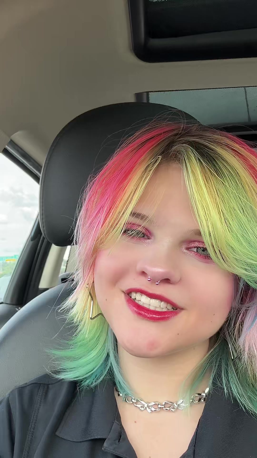 @Emi 🏳️&zwj;🌈