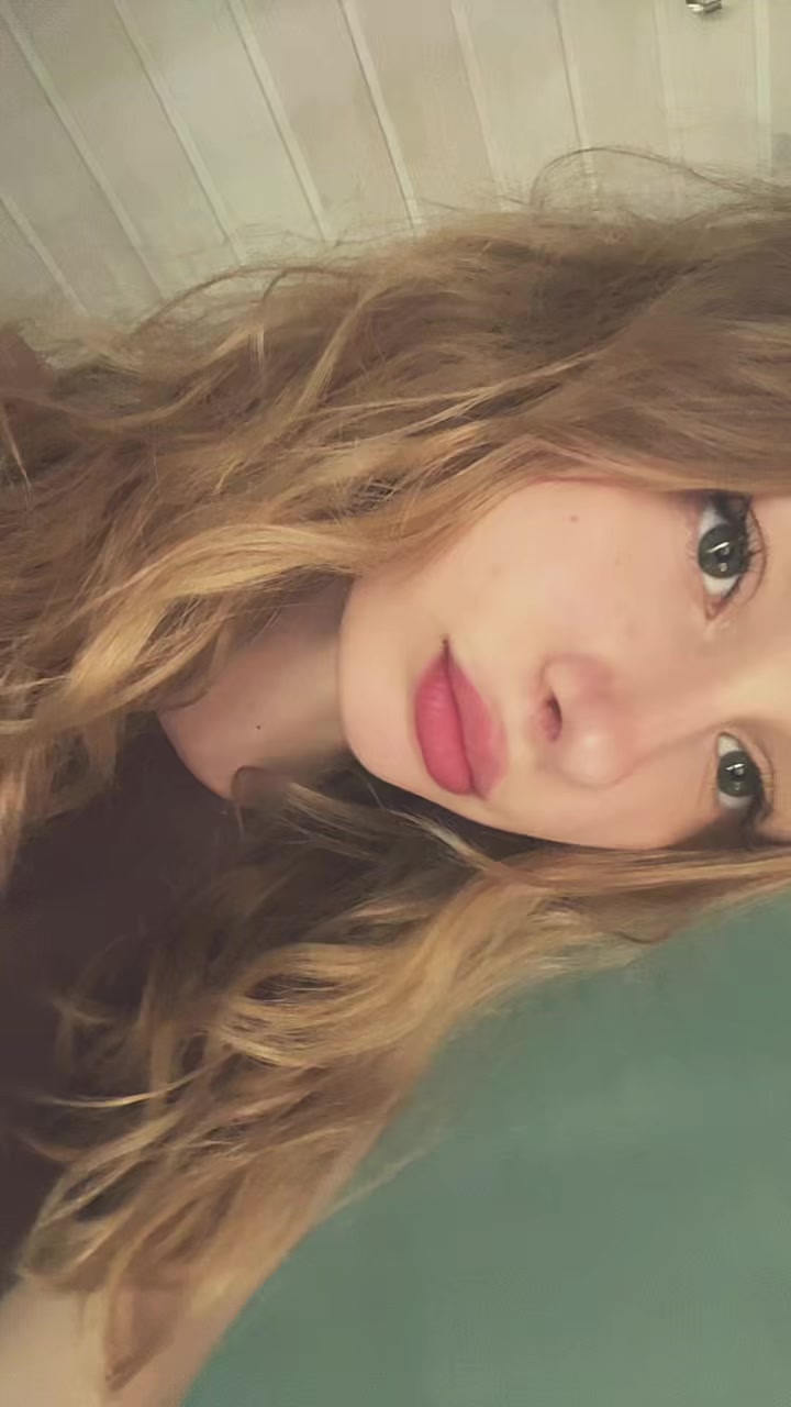 @sof👅