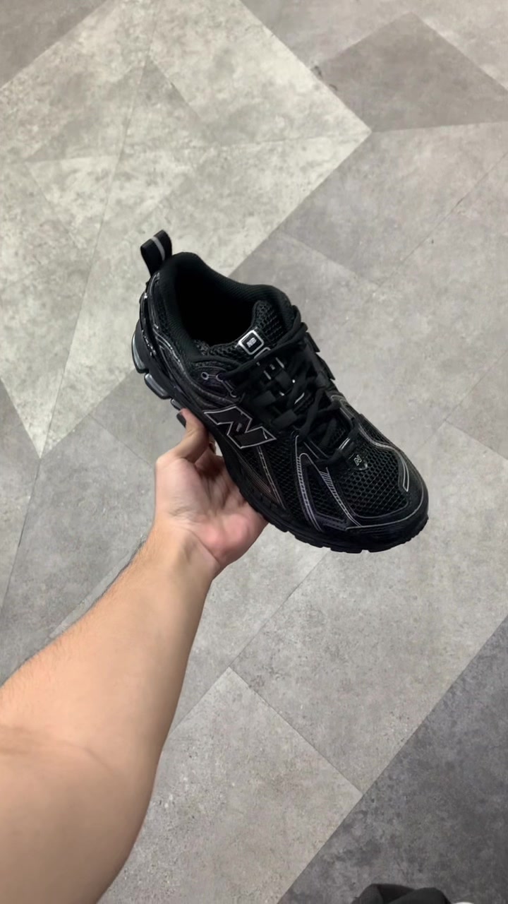 @KICK AVENUE
