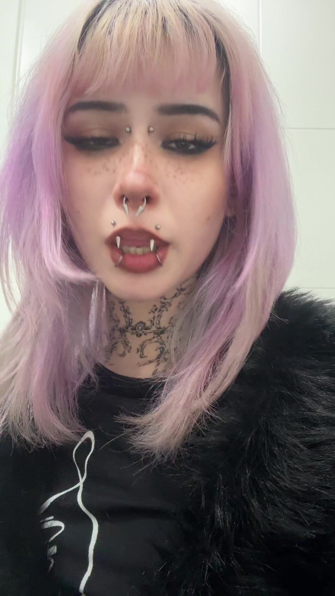 @lu