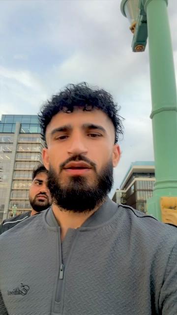 @Khan Abdullah Oldham🇬🇧