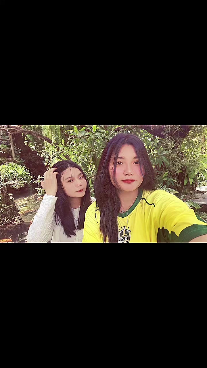 @🦋. ( Zun Lay ).❤️
