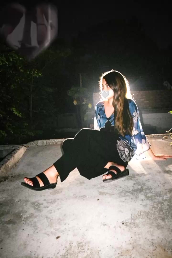 @{simple🕊️🪽 queen}