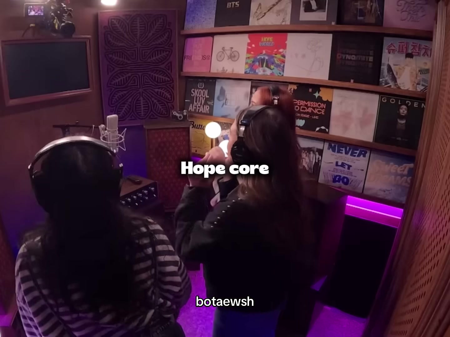 @WWH&sup1;&sup1;[stream ARIRANG,DEADLINE]