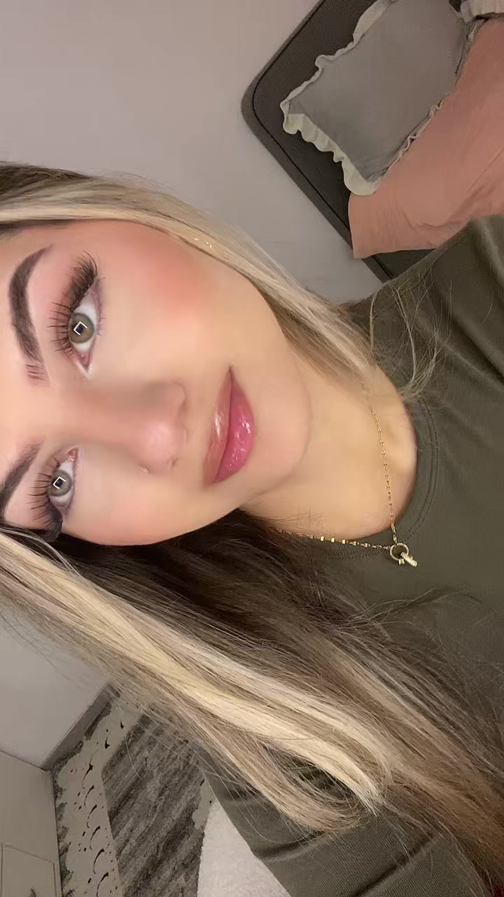 @nouraaa