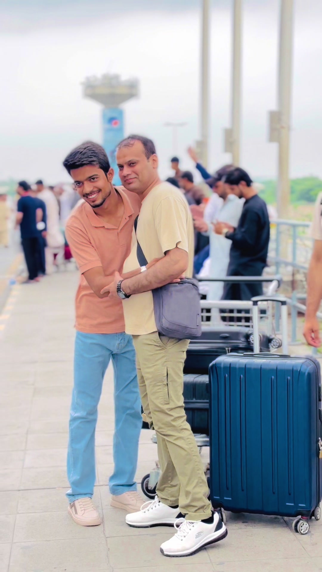 @𝗠𝗜𝗔𝗡 𝗔𝗕𝗗𝗨𝗟𝗟𝗔𝗛 ⚖️