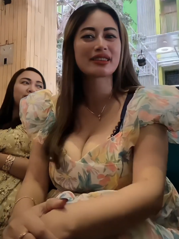 @VinezAmalia