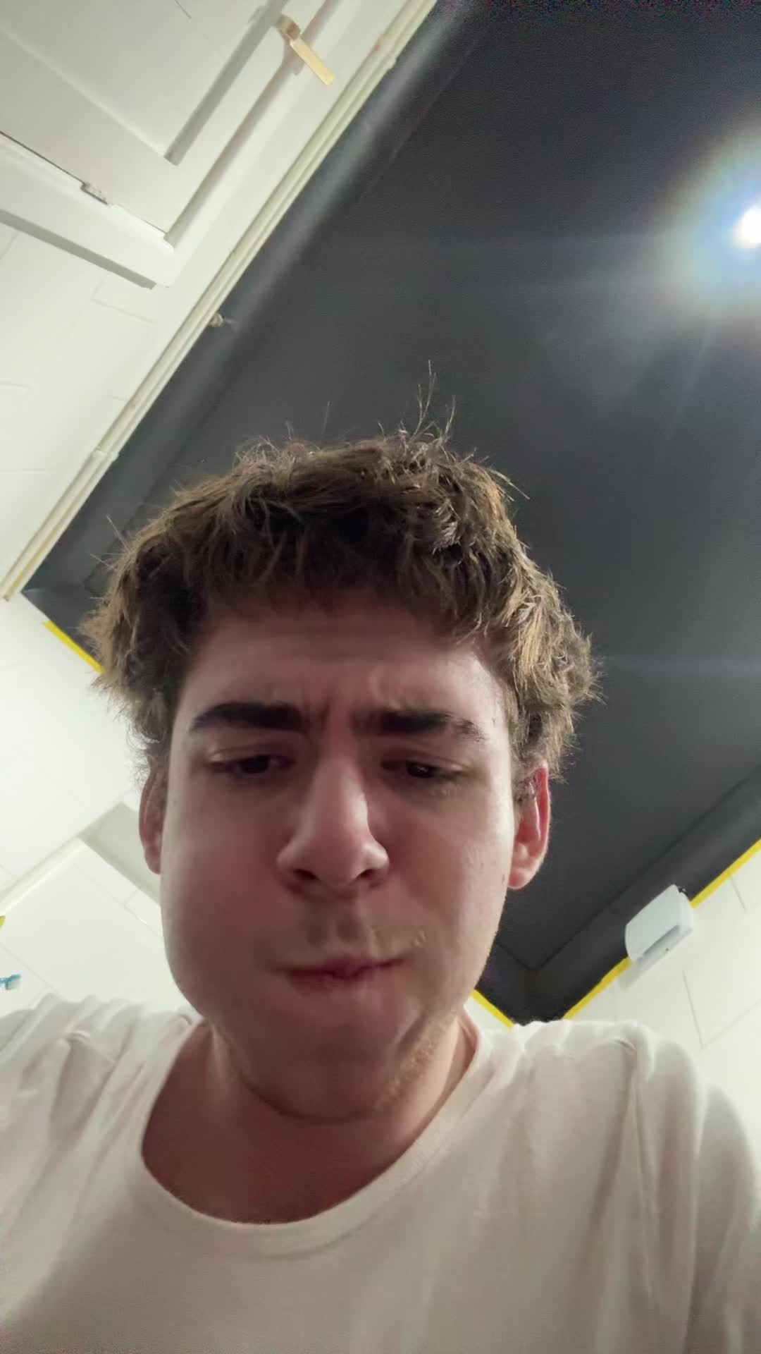 @lewis