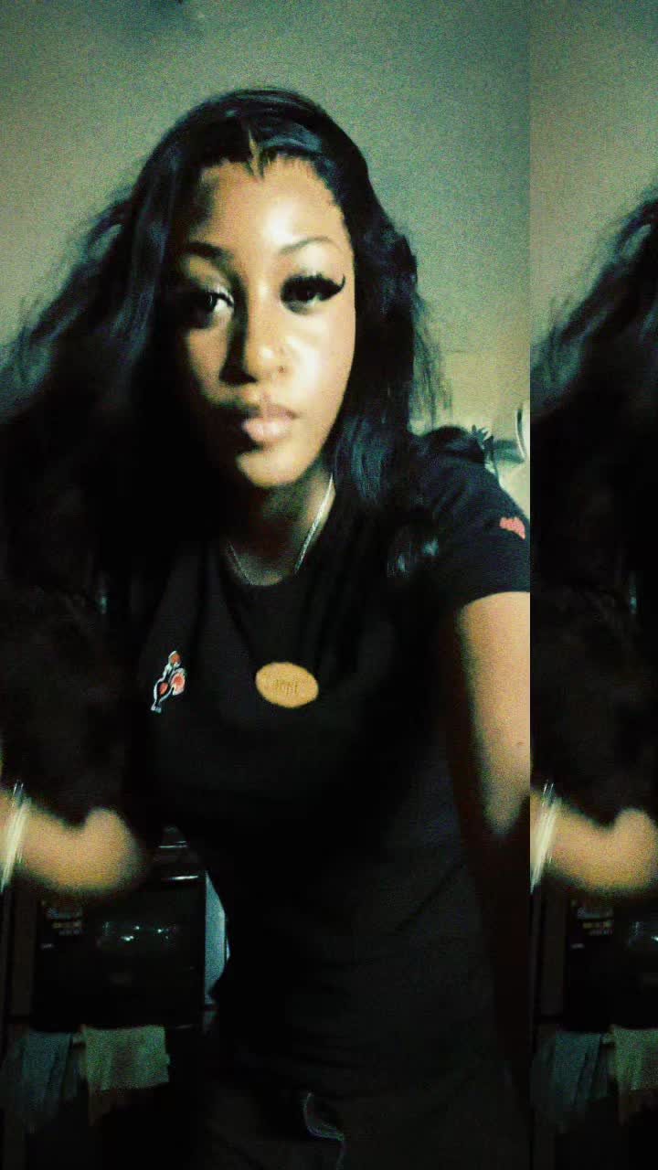 @jane👩🏾&zwj;❤️&zwj;💋&zwj;👩🏾