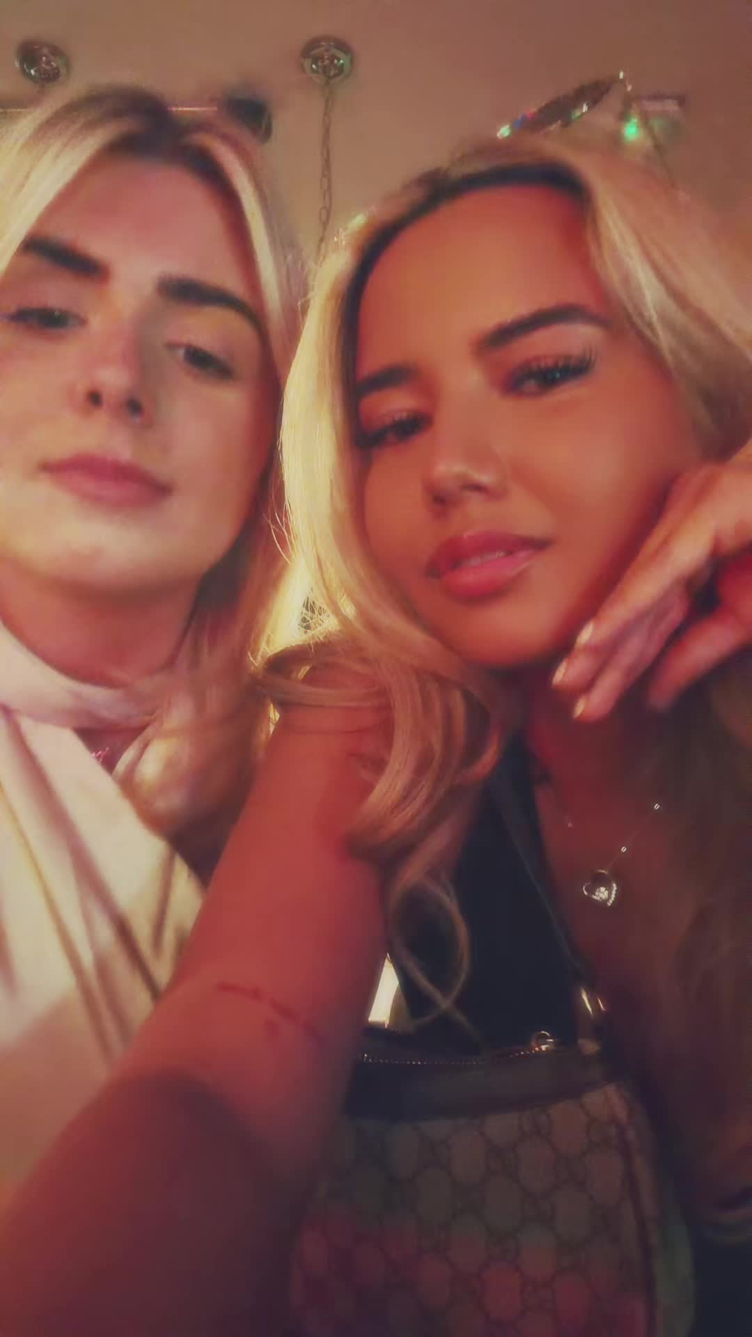 @Evie may mills ๐