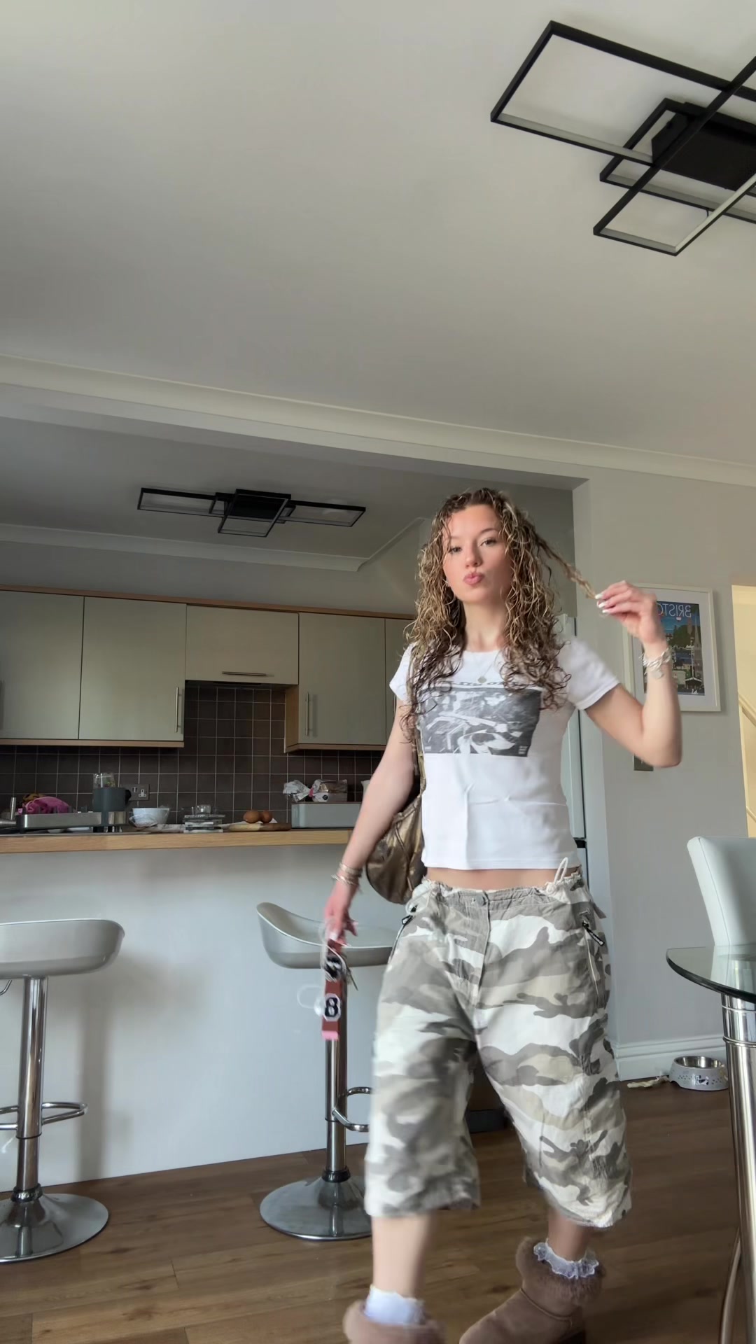 @Dest2258